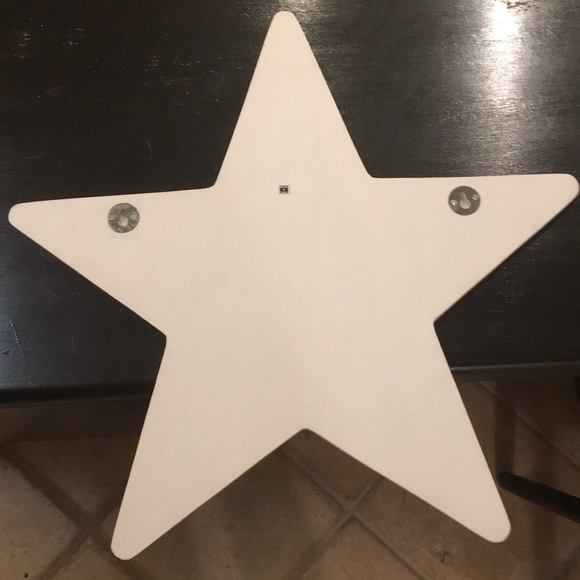 New Pottery Barn Yellow Star Wooden Peg Wall Hooks - Picture 3 of 3